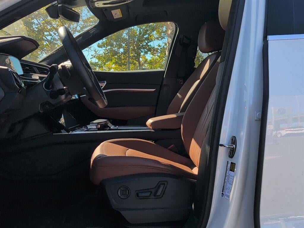 2022 Audi e-tron Sportback S line Premium Plus