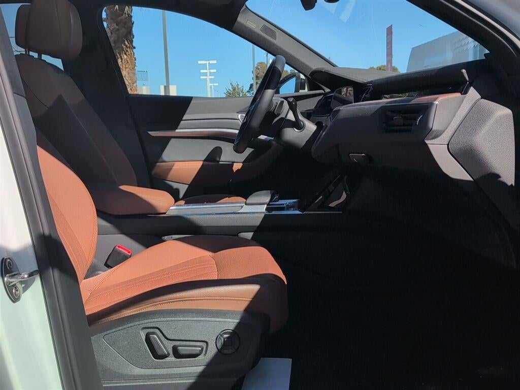 2022 Audi e-tron Sportback S line Premium Plus