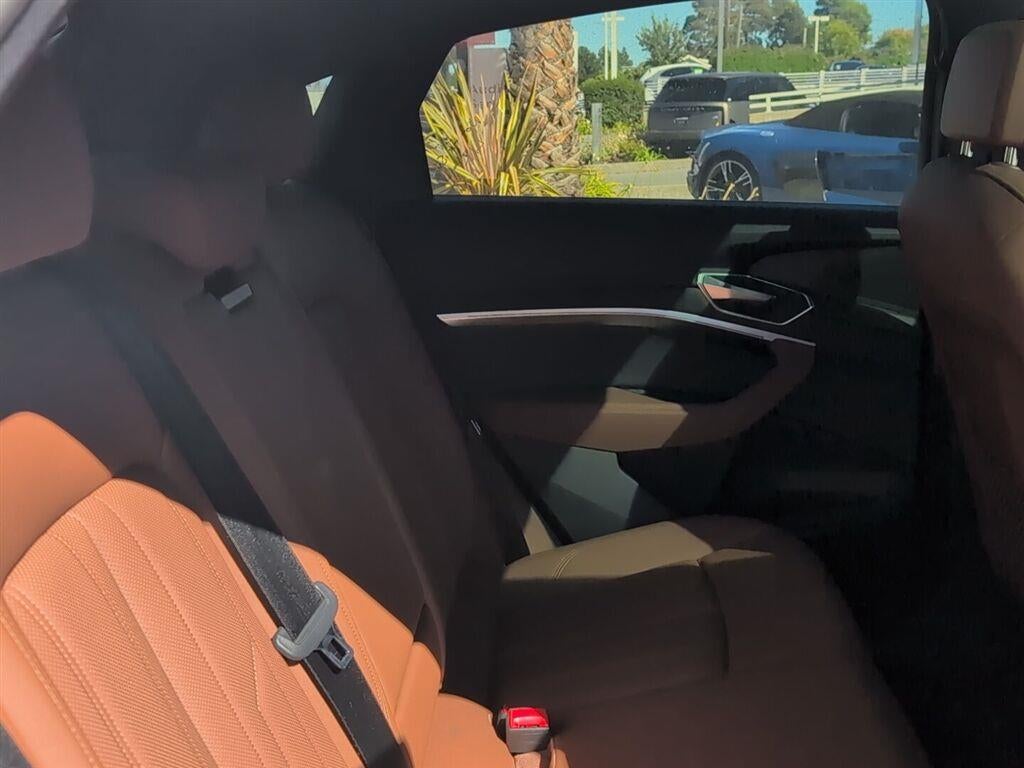 2022 Audi e-tron Sportback S line Premium Plus