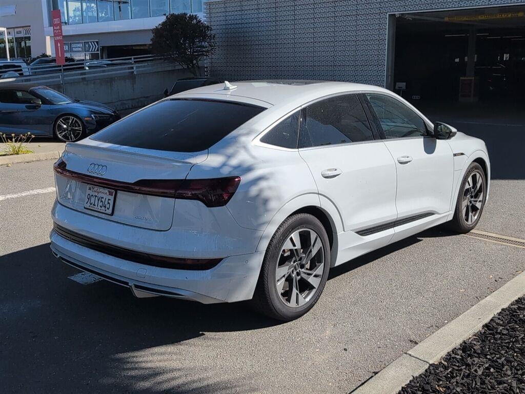 2022 Audi e-tron Sportback S line Premium Plus