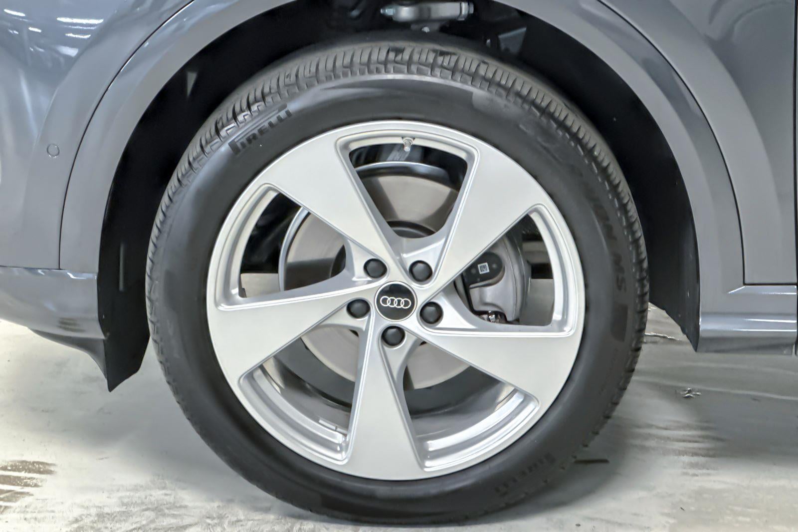 2025 Audi Q5 Premium Plus