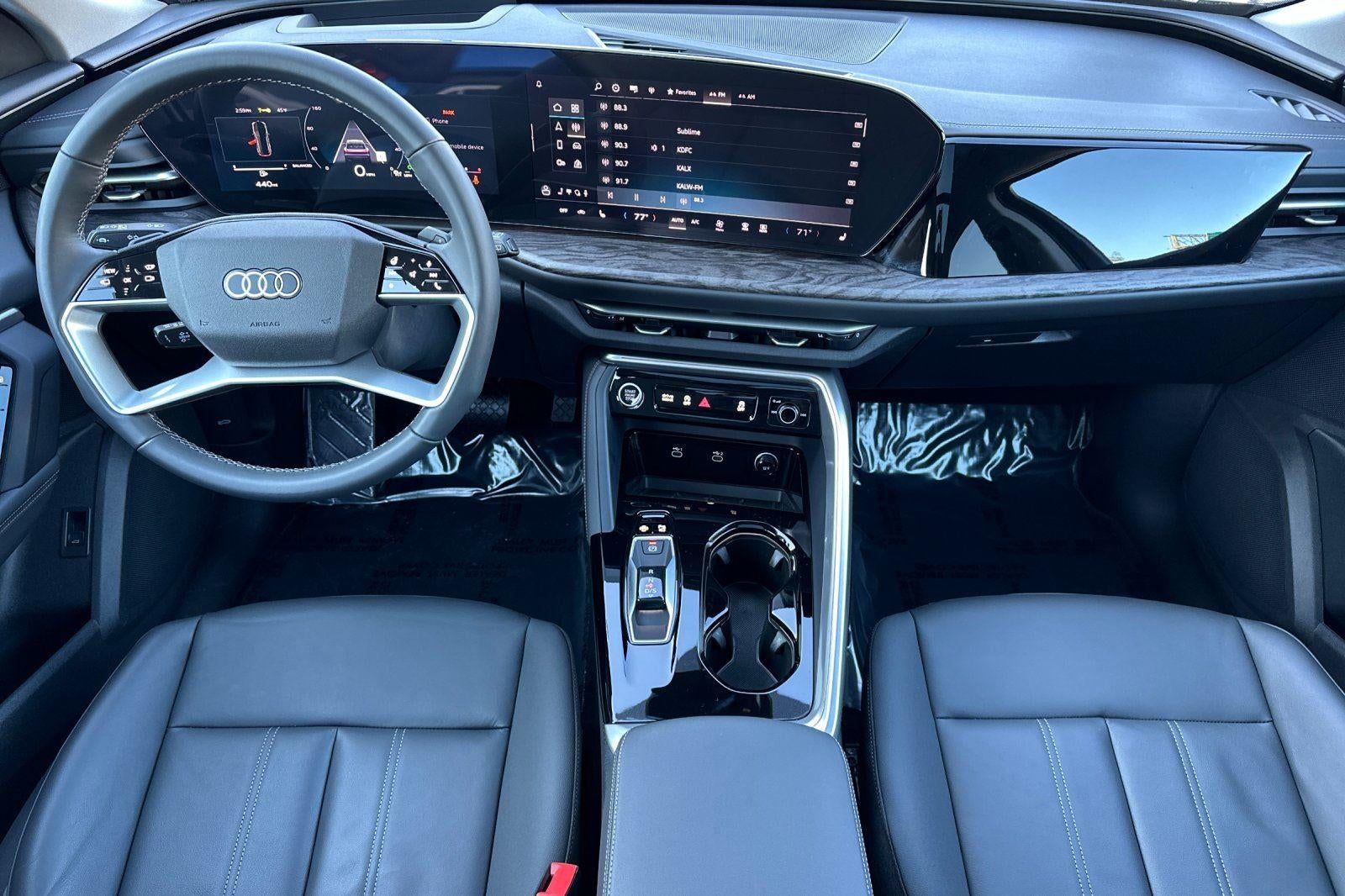 2025 Audi Q5 Premium Plus