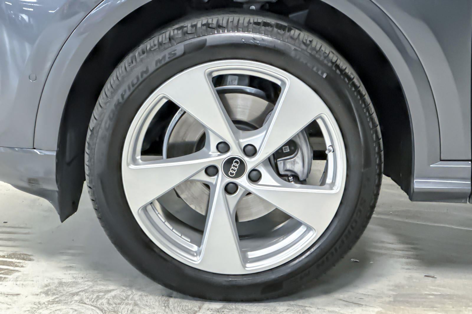 2025 Audi Q5 Premium Plus