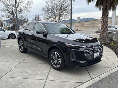 2025 Audi Q5 Premium Plus