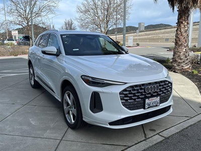 2025 Audi Q5 Premium Plus