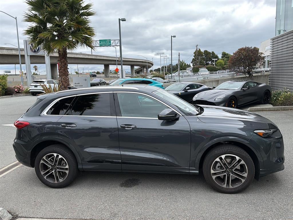 2025 Audi Q5 Premium Plus