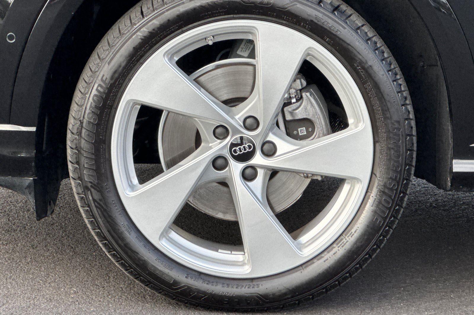 2025 Audi Q5 Premium Plus