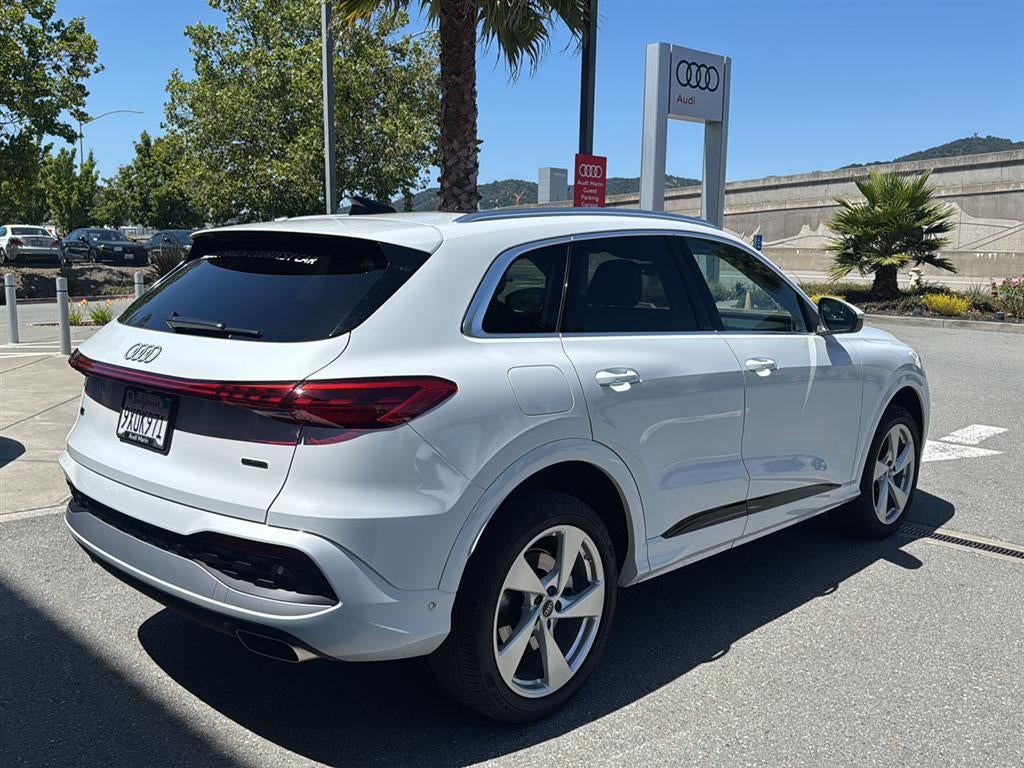 2025 Audi Q5 Premium Plus