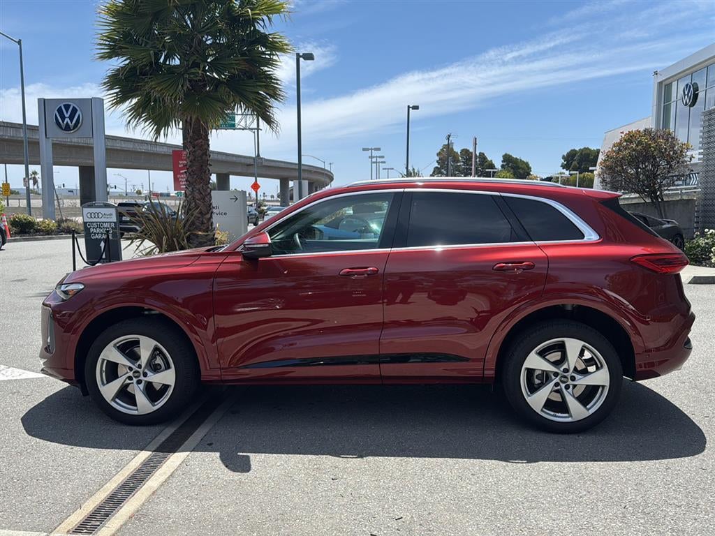 2025 Audi Q5 Premium Plus