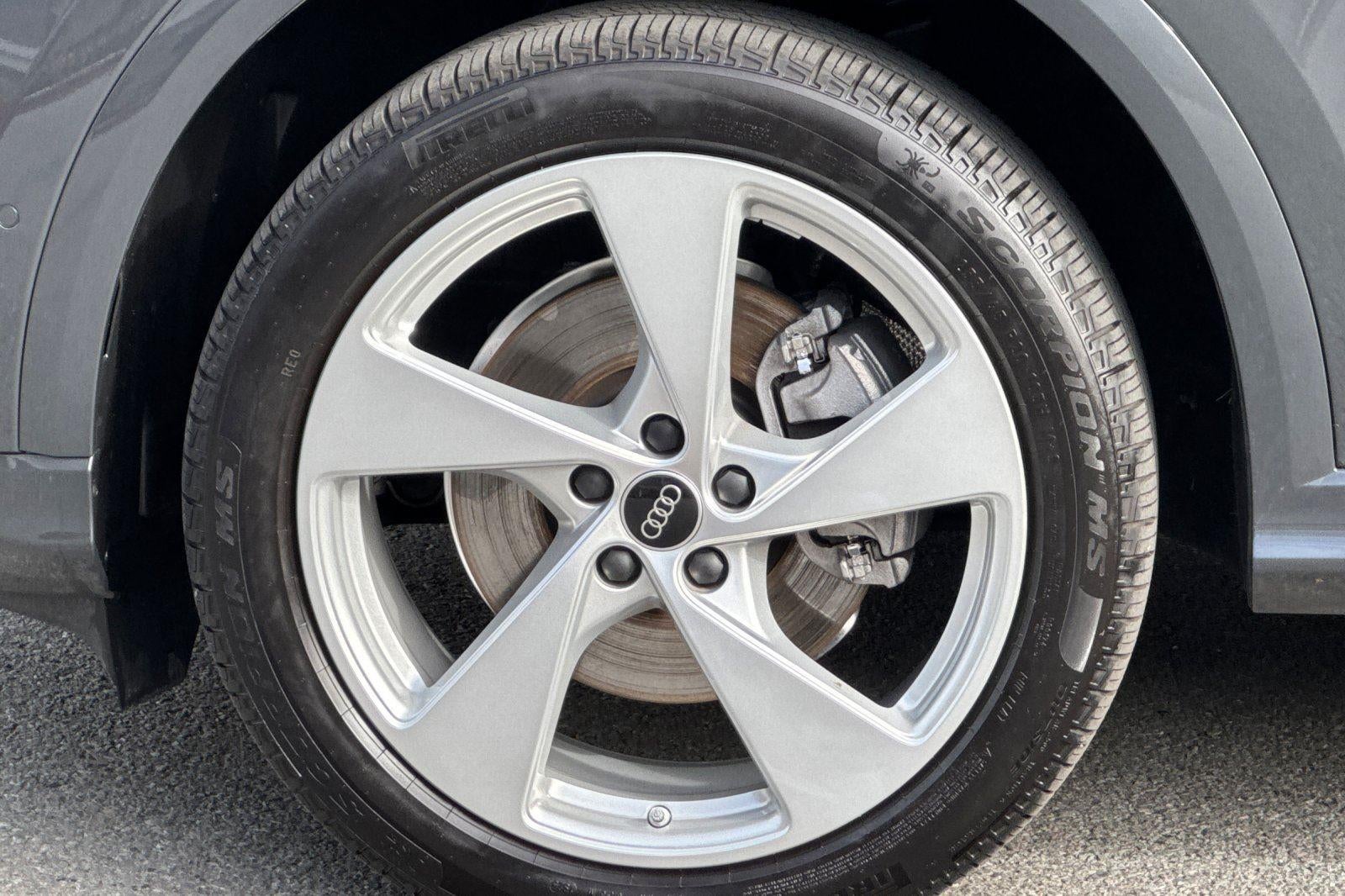 2025 Audi Q5 Premium Plus