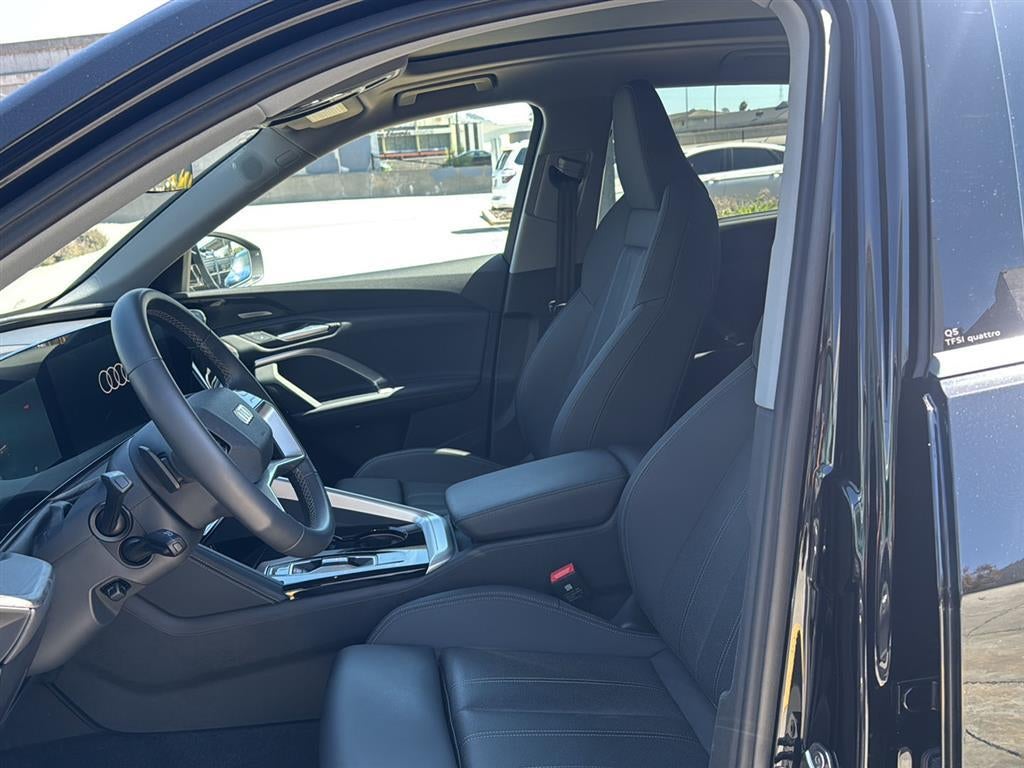 2025 Audi Q5 Premium Plus