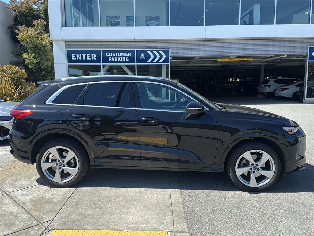 2025 Audi Q5 Premium Plus