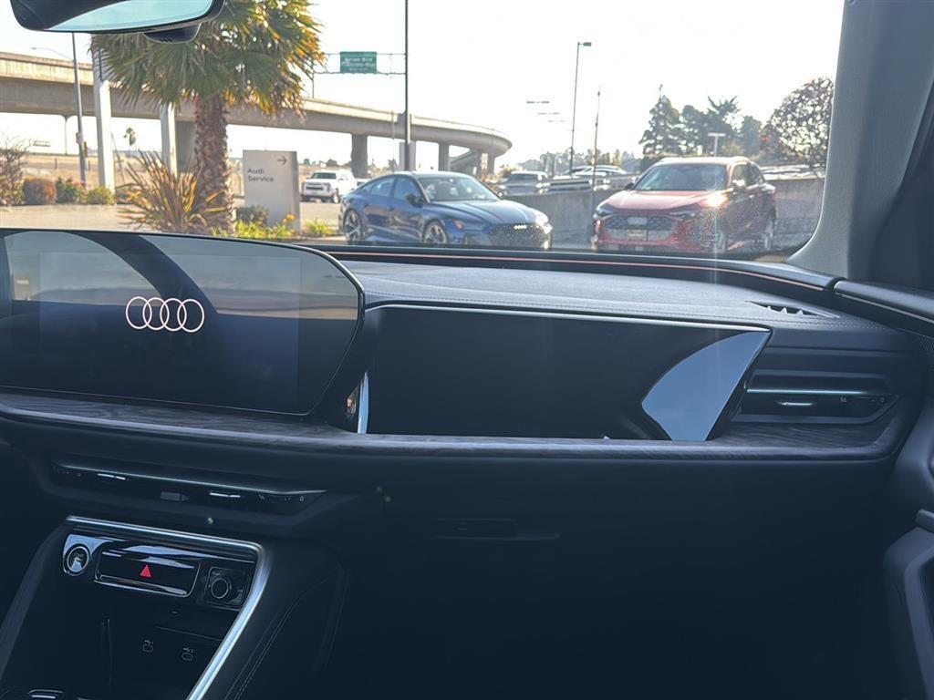 2025 Audi Q5 Premium Plus