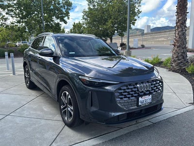 2025 Audi Q5 Premium Plus