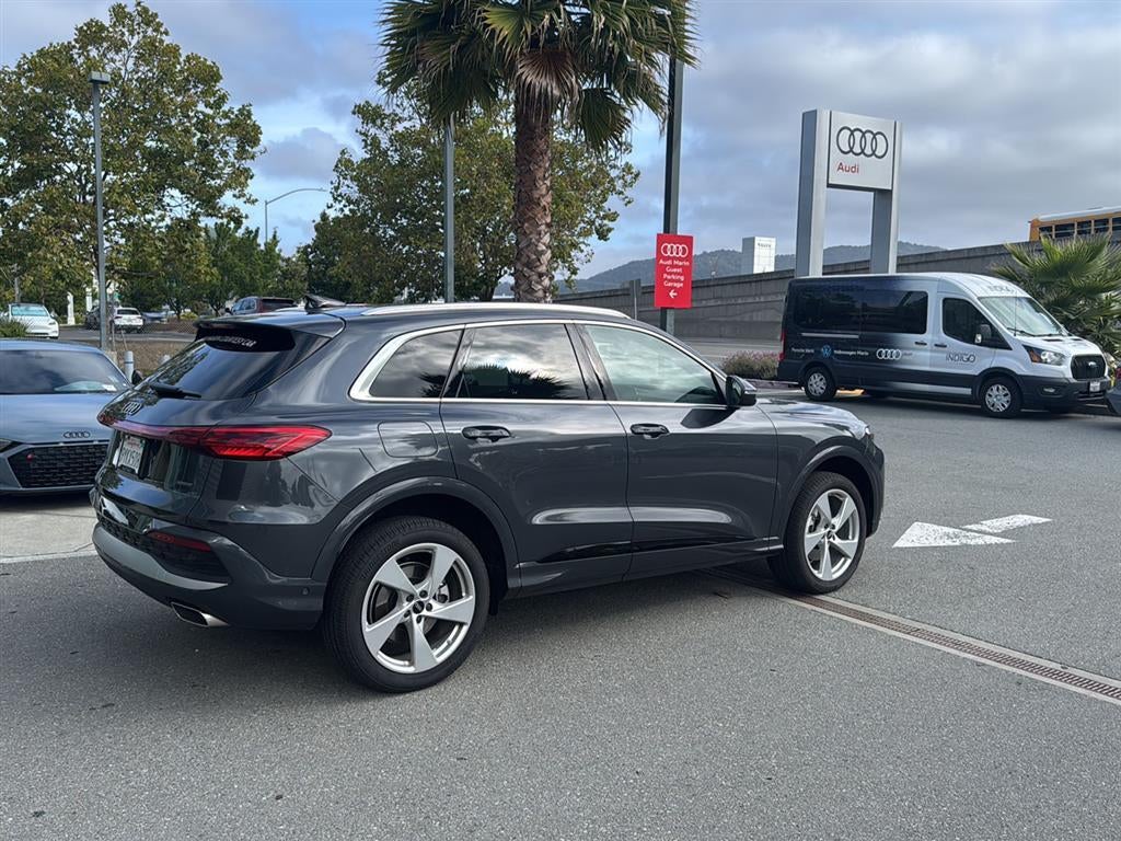 2025 Audi Q5 Premium Plus