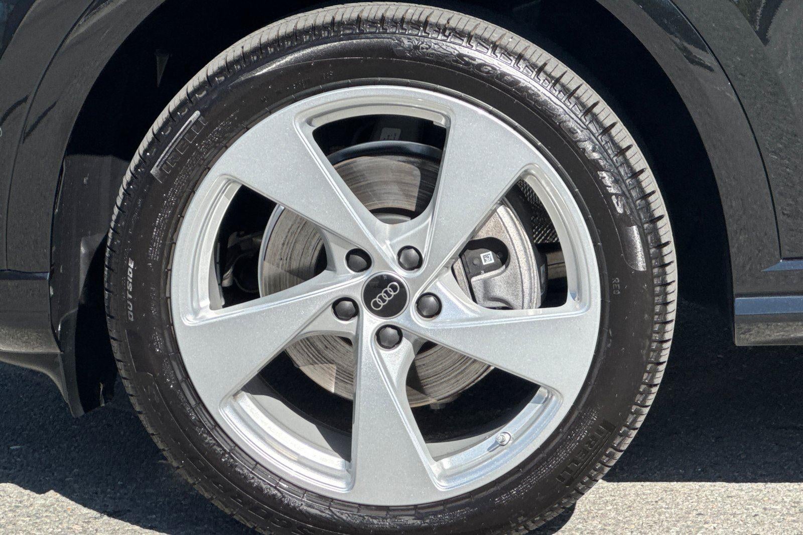 2025 Audi Q5 Premium Plus