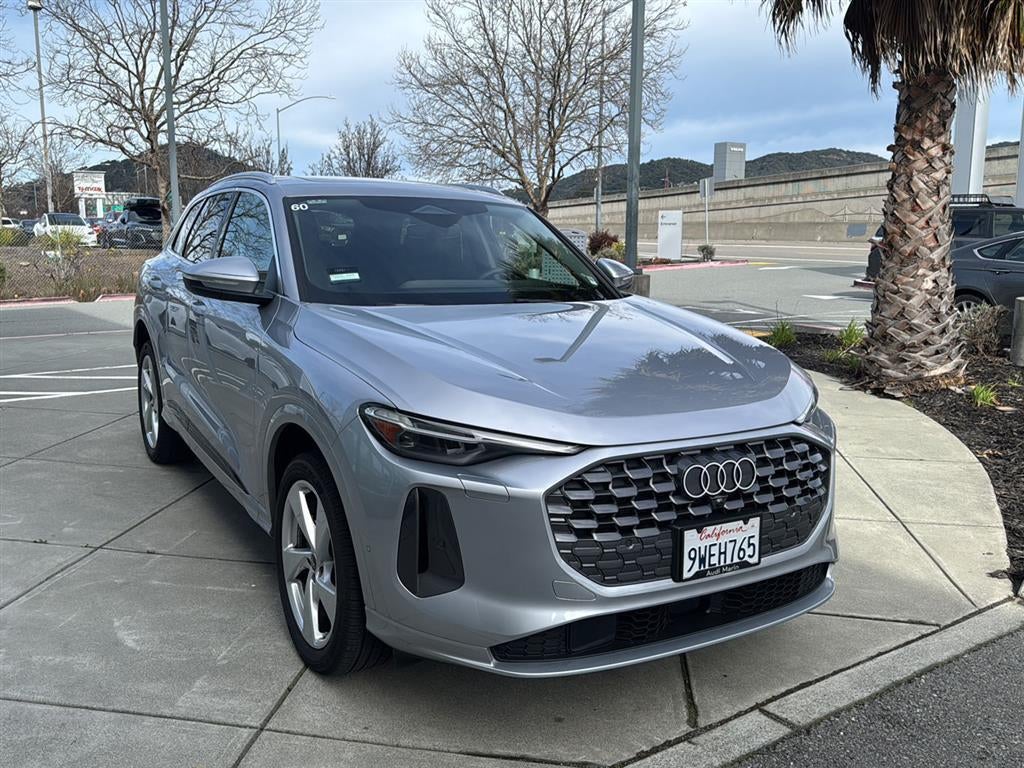 2025 Audi Q5 Premium Plus