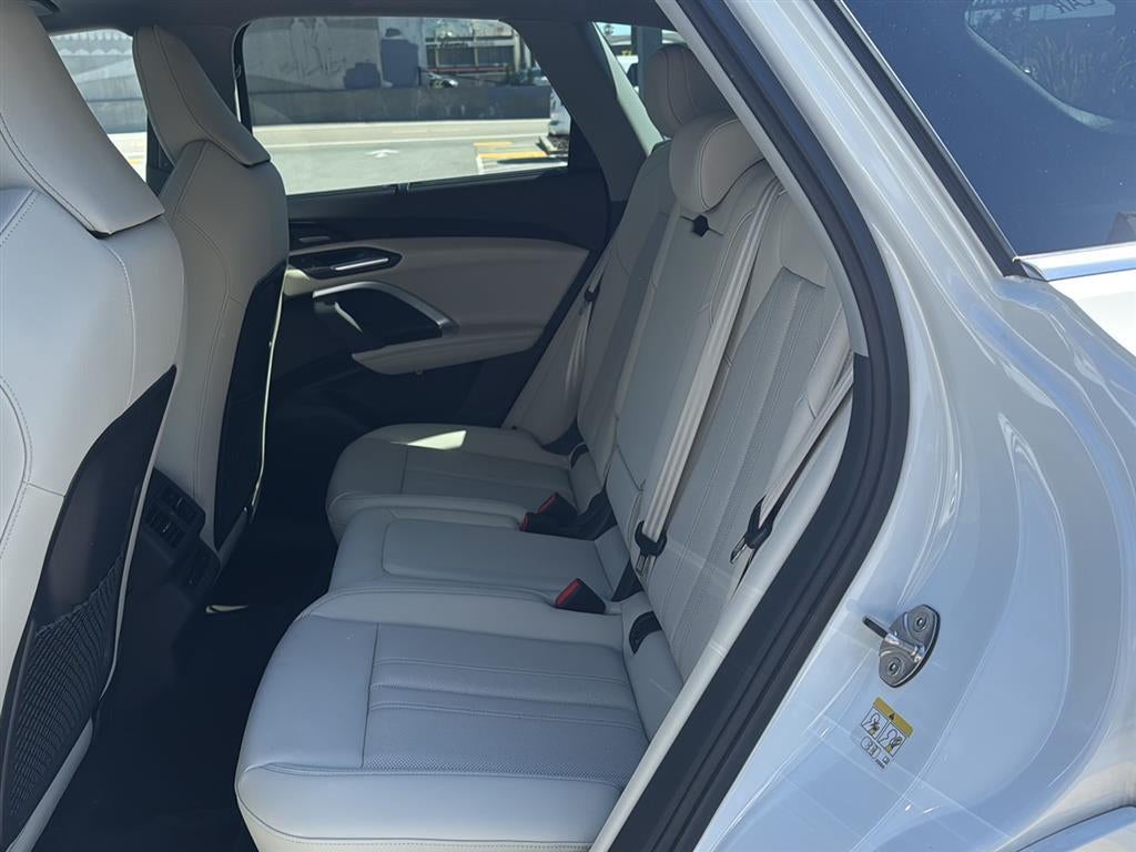 2025 Audi Q5 Prestige