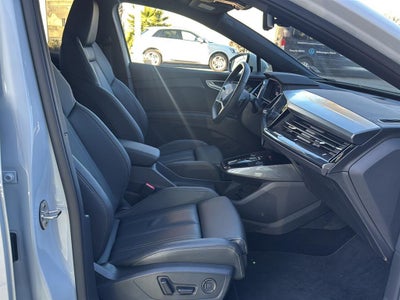 2025 Audi Q4 e-tron Sportback Premium Plus