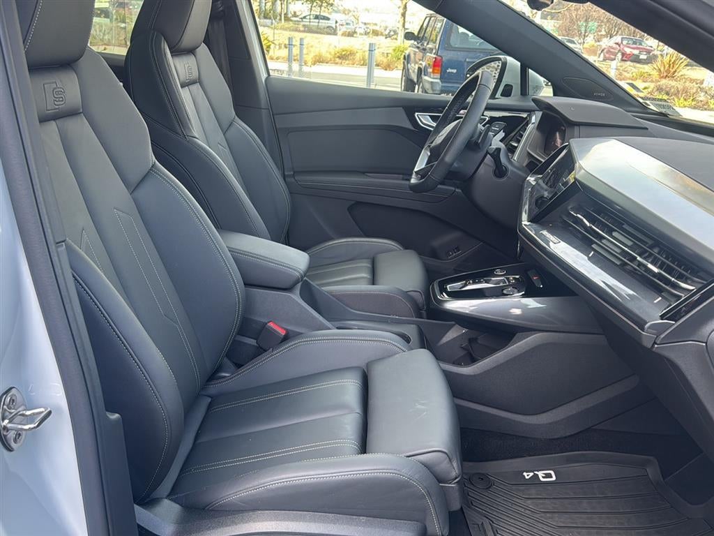 2025 Audi Q4 e-tron Sportback Premium Plus