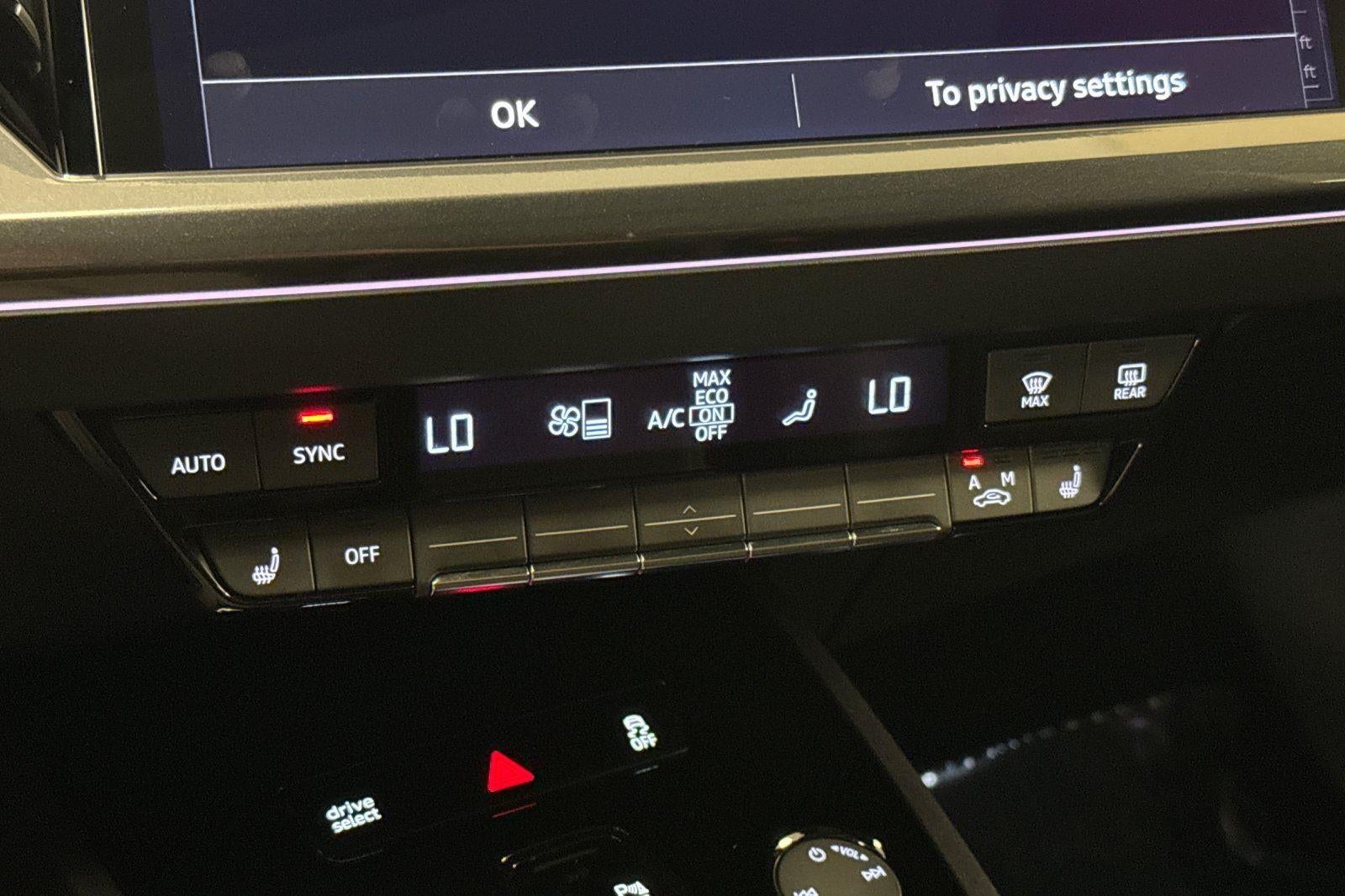 2025 Audi Q4 e-tron Sportback Premium Plus