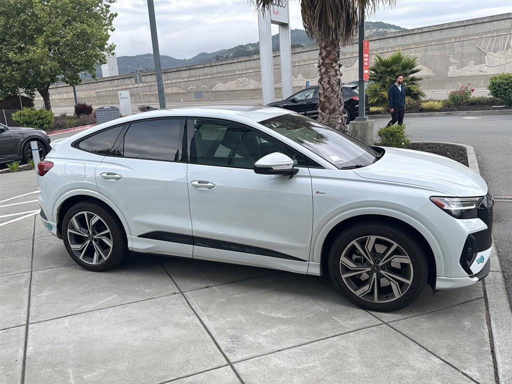 2024 Audi Q4 e-tron Sportback Prestige