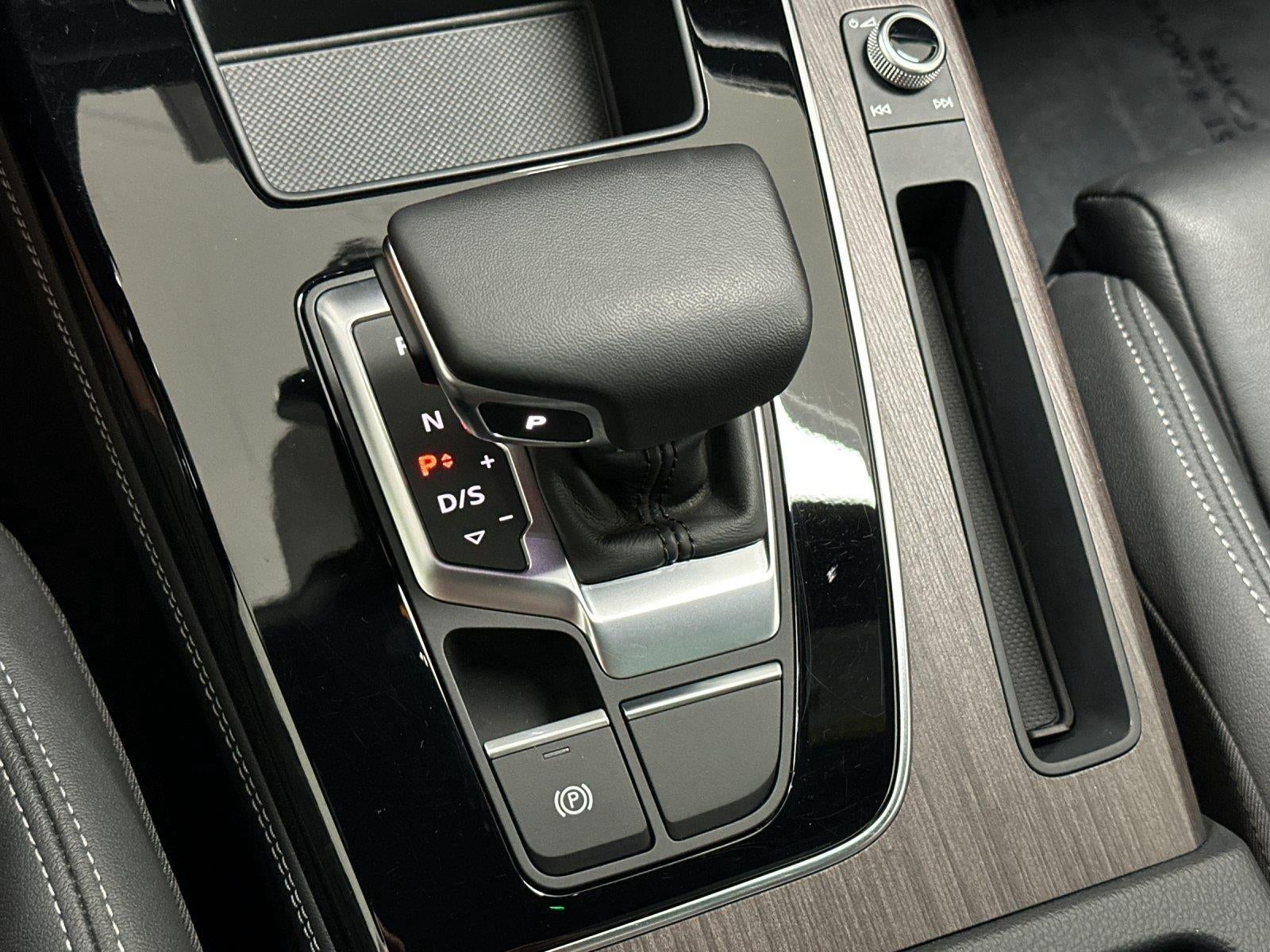 2022 Audi Q5 Sportback S line Premium Plus