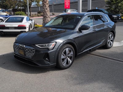 2024 Audi Q8 e-tron Premium Plus