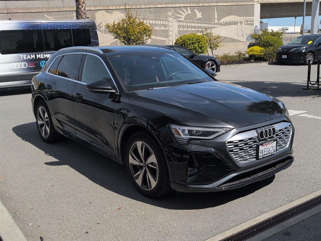 2024 Audi Q8 e-tron Premium Plus