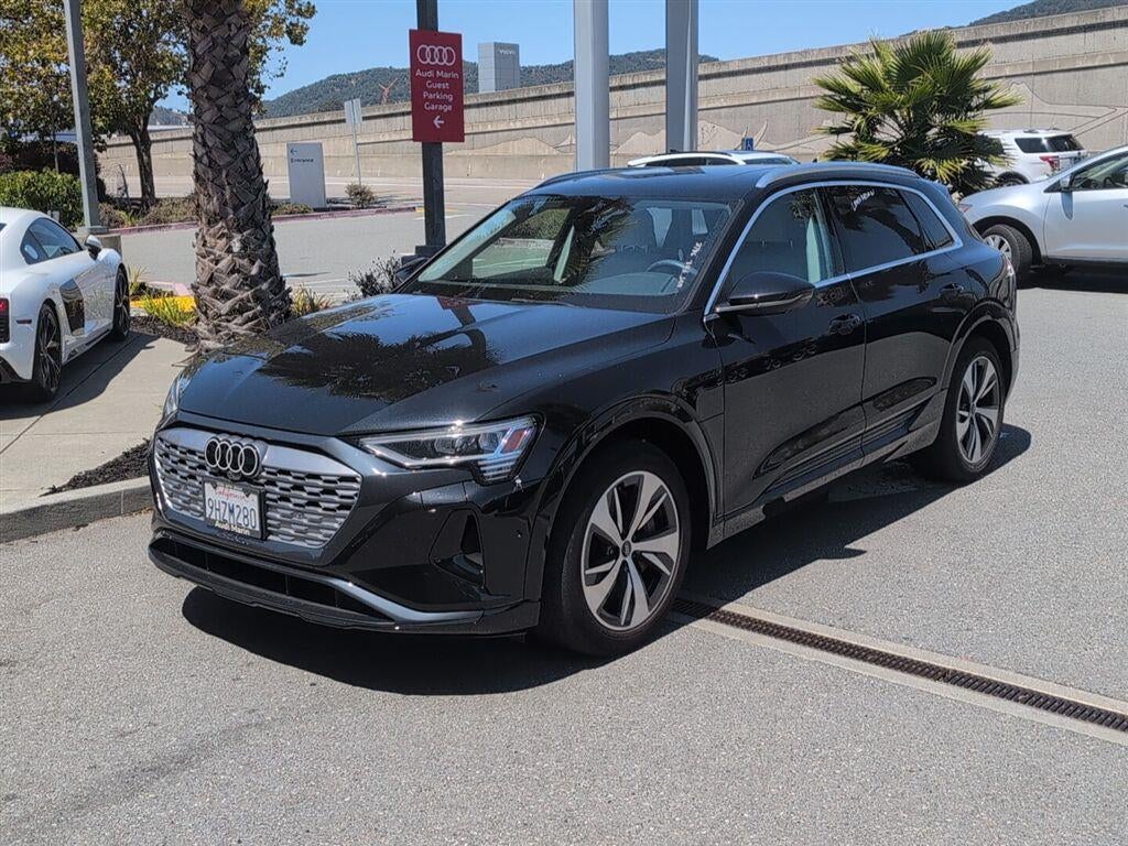 2024 Audi Q8 E-Tron Premium Plus