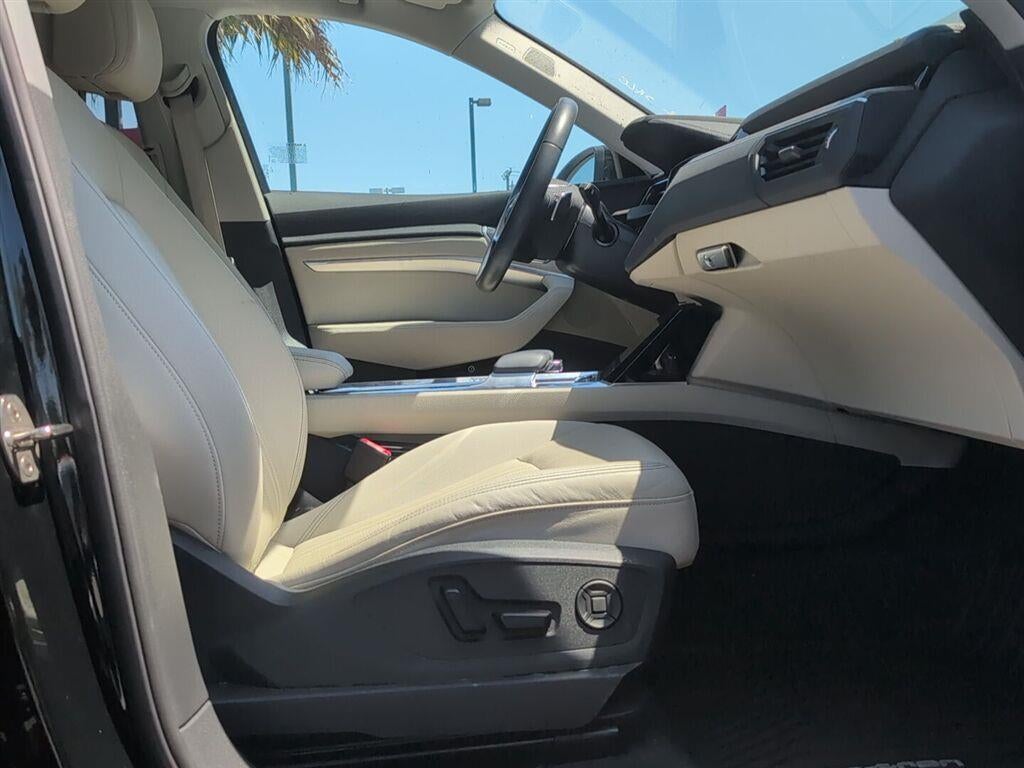 2024 Audi Q8 E-Tron Premium Plus