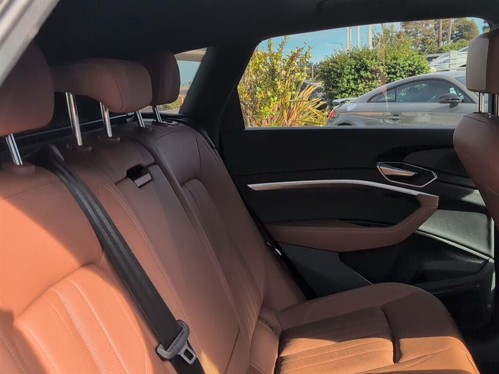 2024 Audi Q8 E-Tron Premium Plus