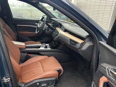 2024 Audi Q8 E-Tron Prestige