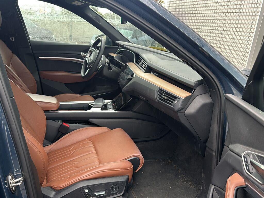 2024 Audi Q8 E-Tron Prestige