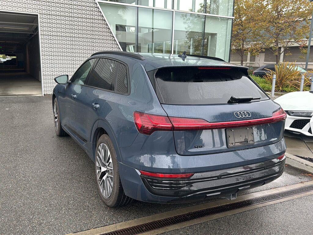 2024 Audi Q8 E-Tron Prestige