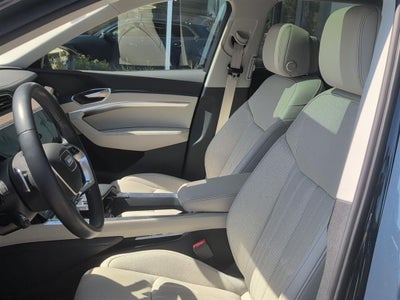 2024 Audi Q8 e-tron Prestige