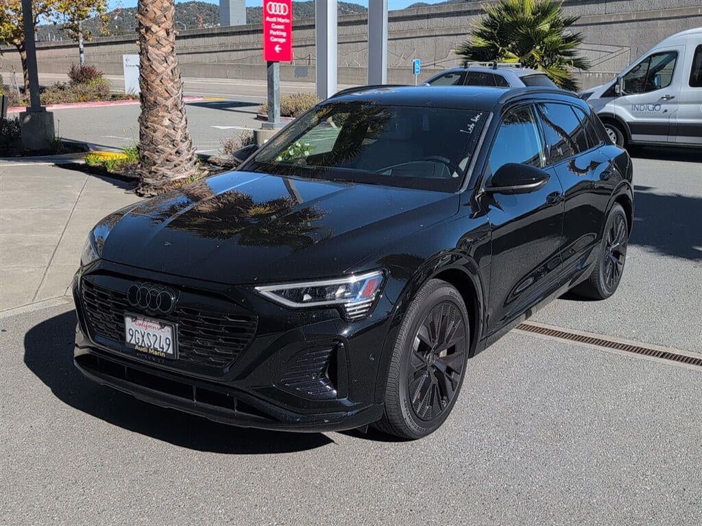 2024 Audi Q8 e-tron Prestige