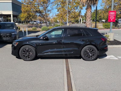 2024 Audi Q8 e-tron Prestige