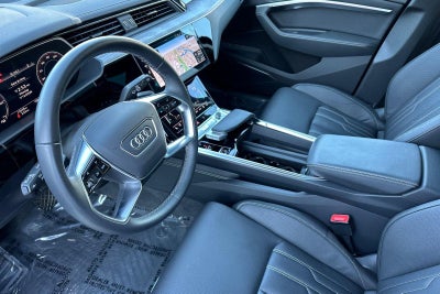 2024 Audi Q8 e-tron Prestige
