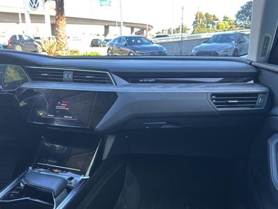 2024 Audi Q8 e-tron Prestige