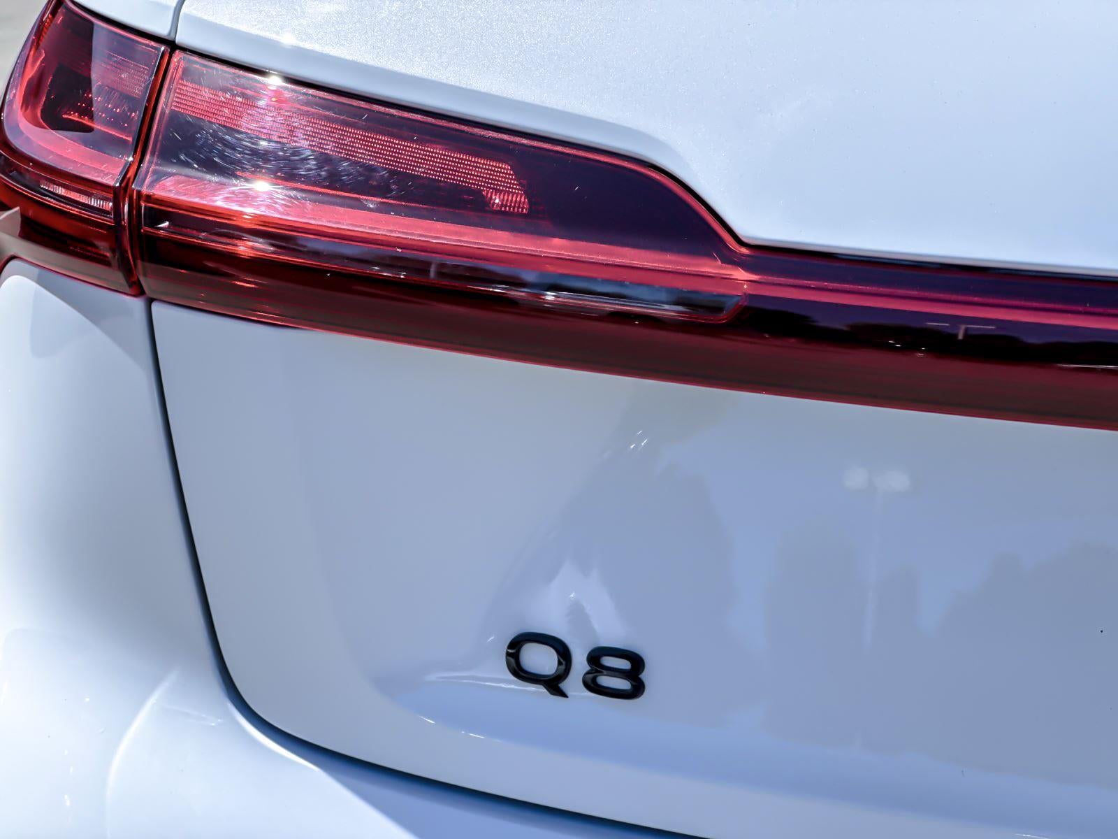2024 Audi Q8 e-tron Prestige