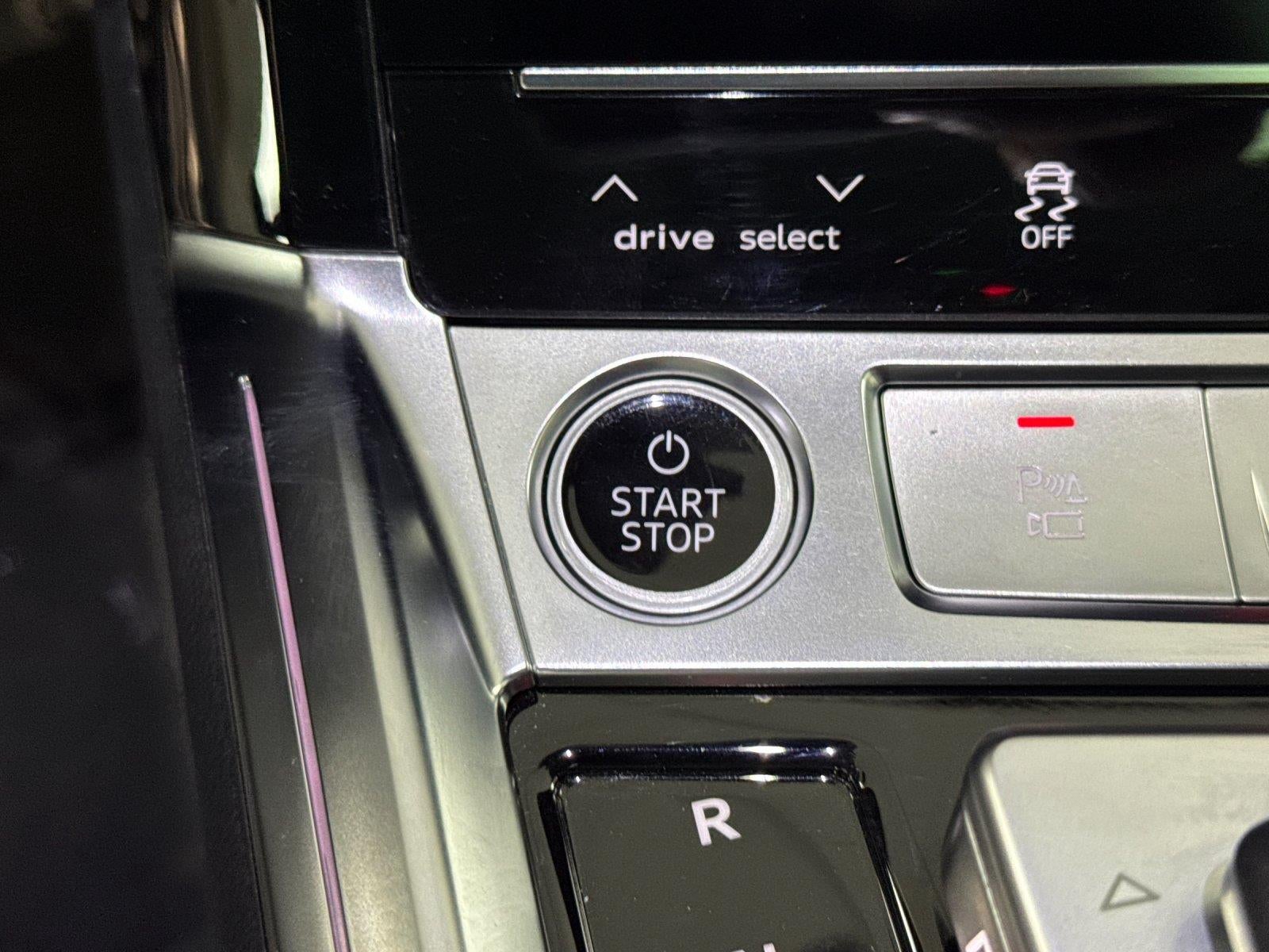 2024 Audi Q8 e-tron Prestige