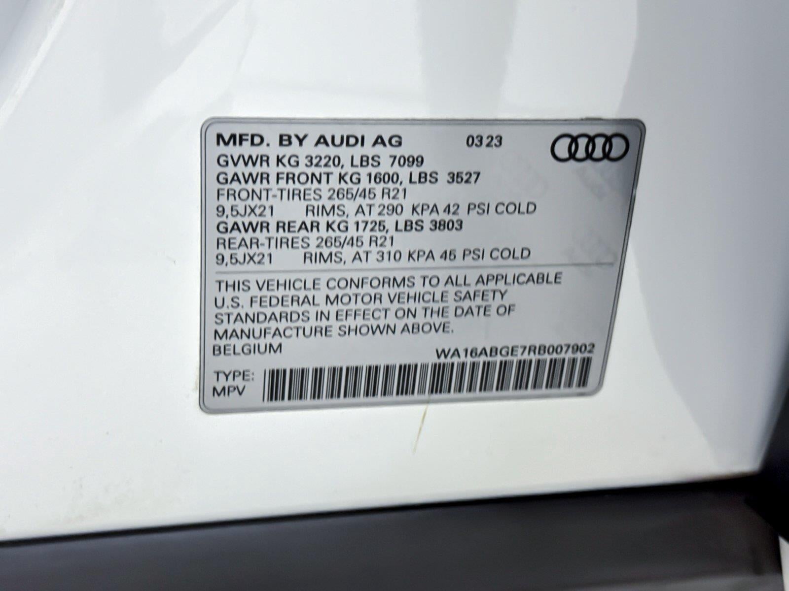 2024 Audi Q8 e-tron Prestige