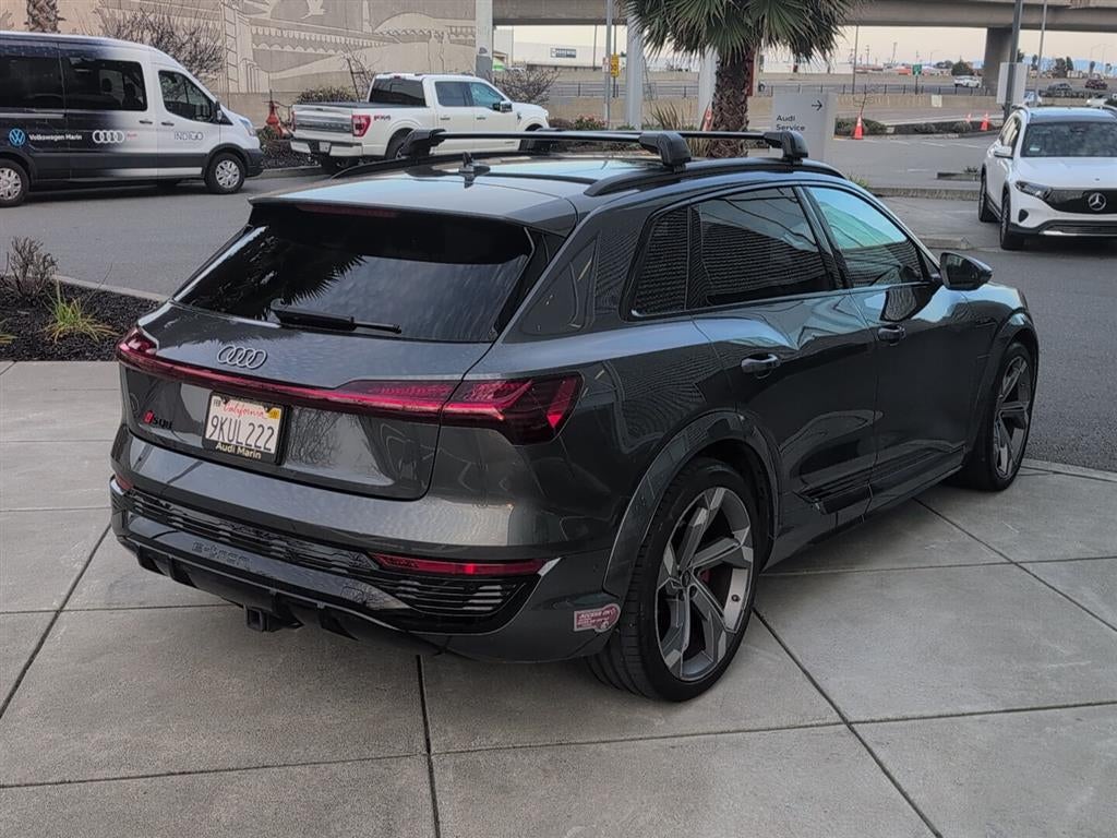 2024 Audi SQ8 e-tron Prestige