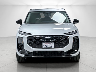 2026 Audi Q3 S line