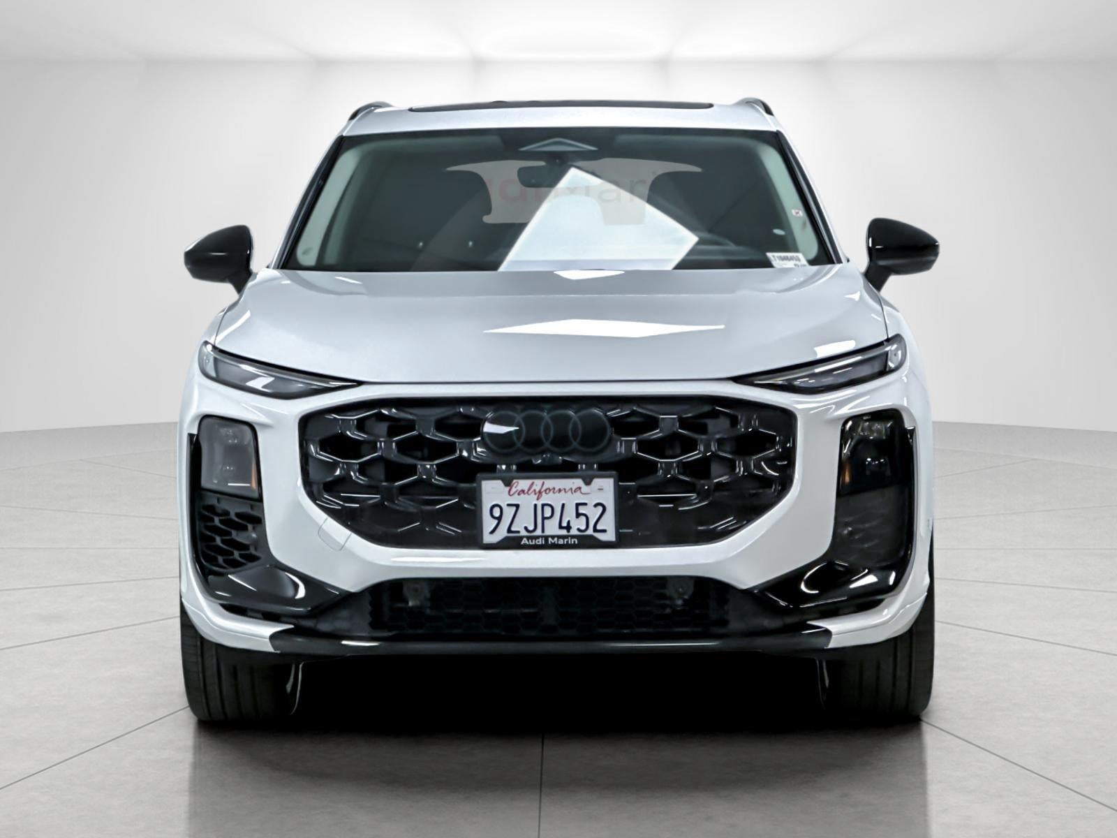2026 Audi Q3 S line