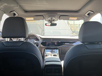 2026 Audi Q7 Premium