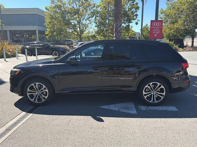 2026 Audi Q7 Premium