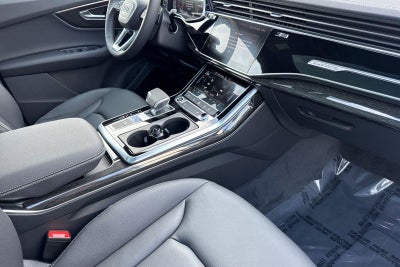 2026 Audi Q7 Premium