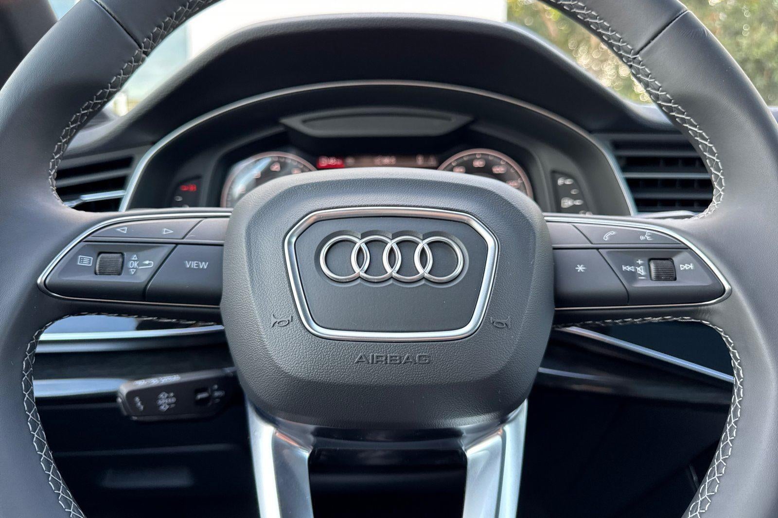 2026 Audi Q7 Premium